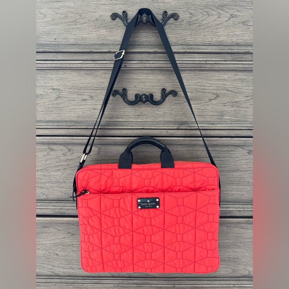 Kate Spade Quilted Bag EUC Signature Spade Quilted Chad Laptop Bag Red Orange - Picture 1 of 17